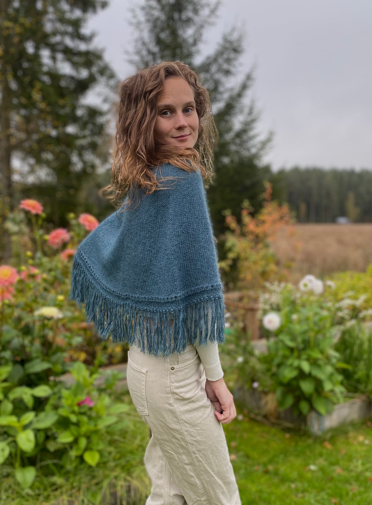 Barbro poncho