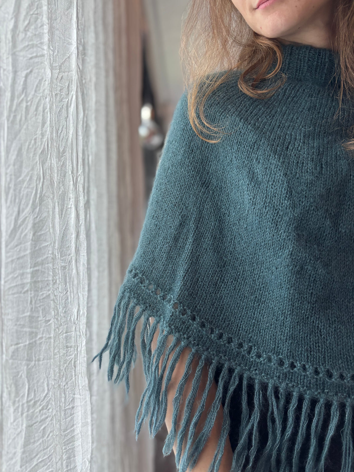 Barbro poncho